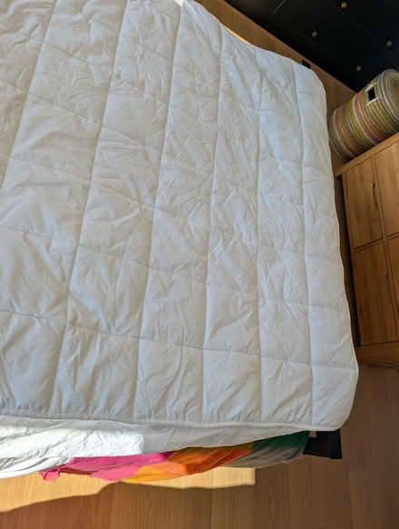 Photo of free John Lewis Quilted King Size Mattress Protector (Wokingham RG40) #3