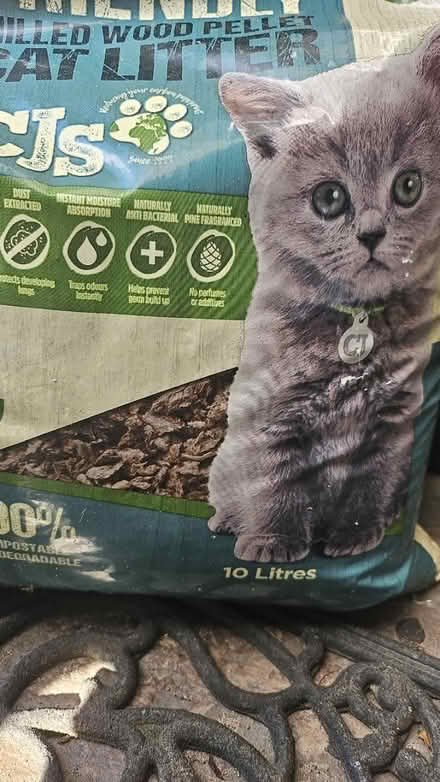 Photo of free Cat litter (Corstophine EH4) #2