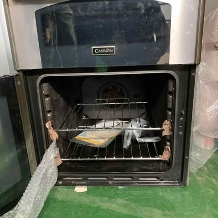 Photo of free Cannon ceramic electric cooker (Belbroughton Road, Oxford OX2) #2