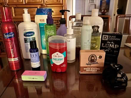 Photo of free Misc bathroom / hygiene items (Willow Glen) #1