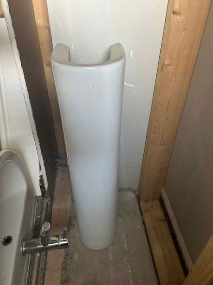 Photo of free White Bathroom Sink (Harold hill RM3) #4