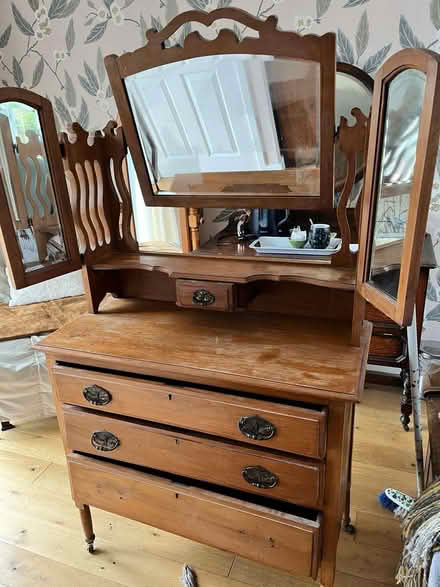Photo of free Dressing table (Rhydycroesau SY10) #1