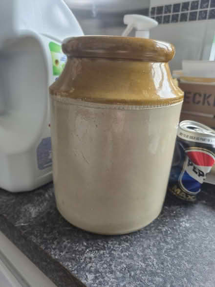Photo of free Stoneware Jar (Ilkeston DE7) #1