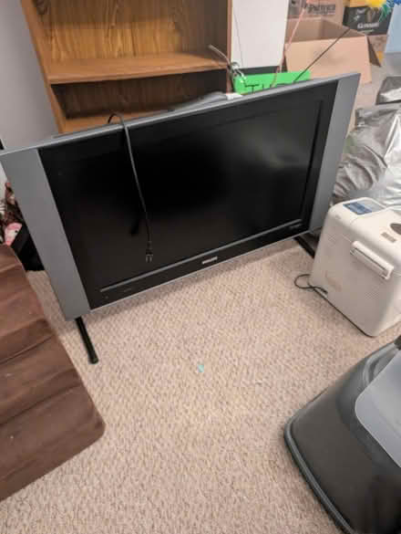 Photo of free 36" old plasma(?) tv (West Novato/San Marin) #2