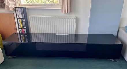 Photo of free hülsta black glass tv unit stand (Henley on Thames RG9) #1