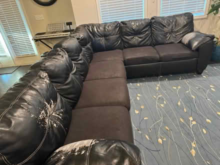 Photo of free Sofa - free pickup (cumming) #2