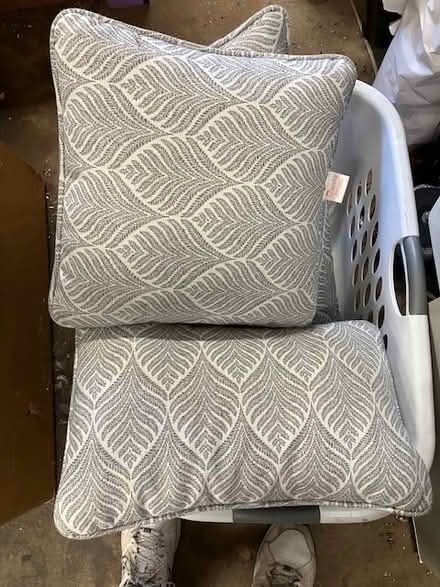 Photo of free 6 sunbrella outdoor pillows (south sunnyvale) #1