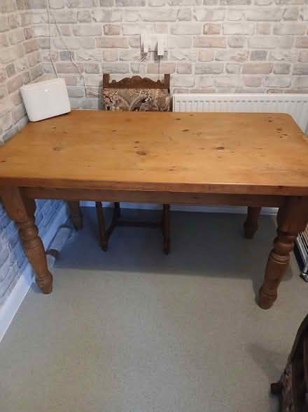 Photo of free Kitchen table (Redhill RH1) #1