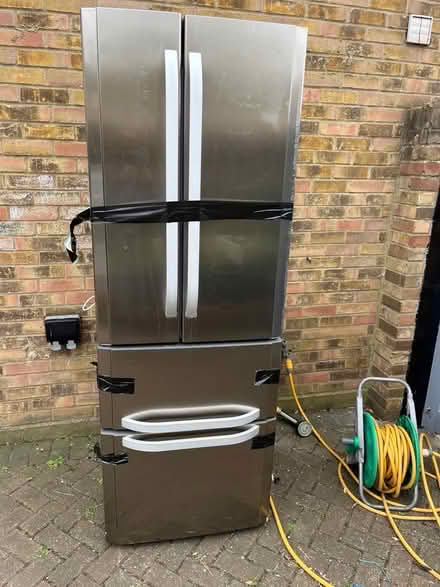 Photo of free Fridge Freezer (Pitsea SS13) #1