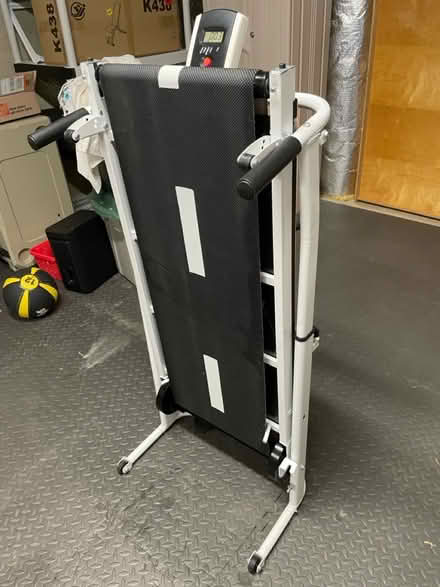 Photo of free Manual Treadmill (Vienna) #1