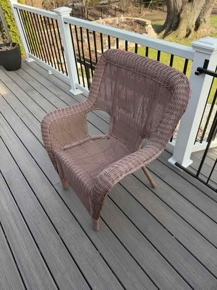 Photo of free Wicker chair (Mundelein IL) #2