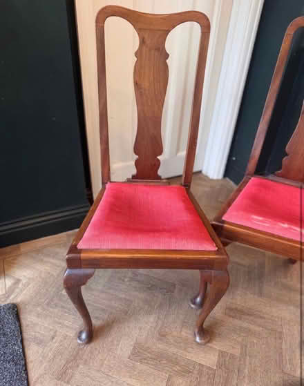 Photo of free 4 x dining chairs (BR1) #3