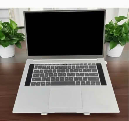 Photo of laptop (Cranford TW4) #1