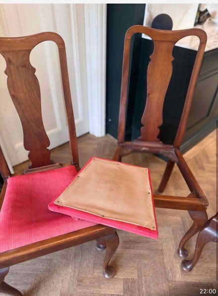 Photo of free 4 x dining chairs (BR1) #4