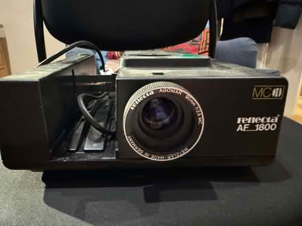 Photo of free Working Reflecta slide projector (Herne Hill SE24) #1