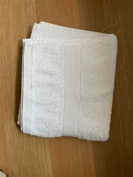Photo of free Bed Linen & Tablecloth & Hand Towel (North Ascot SL5) #3
