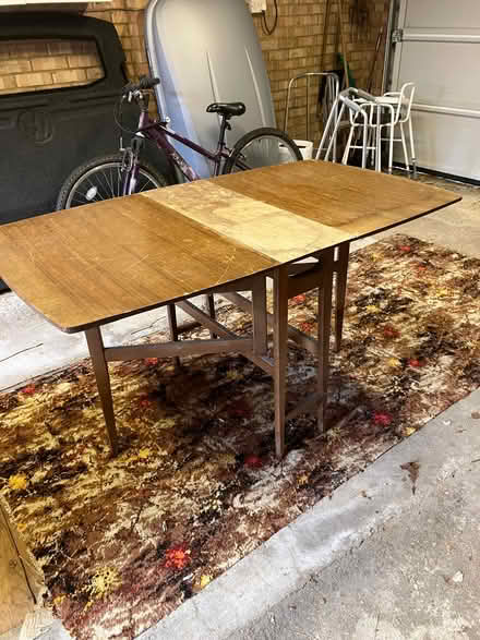 Photo of free Gateleg drop-leaf dining table (SG18) #1