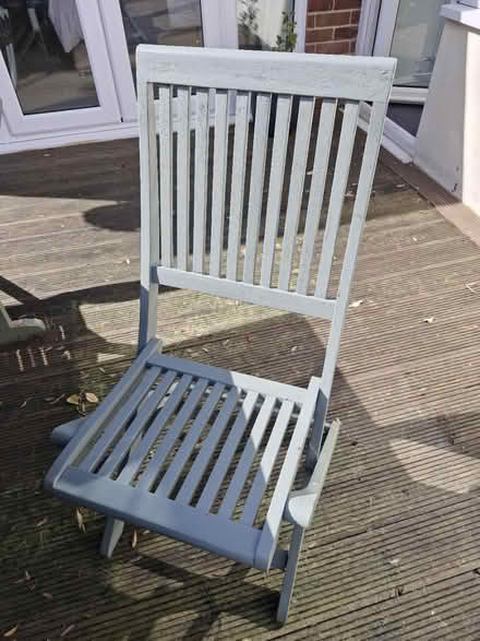 Photo of free A wooden table and 5 chairs (Lancing Bn150qy) #2
