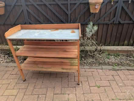 Photo of free Potting table (Stourport DY13) #2