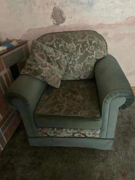 Photo of free Table, 2 Chairs (Gedling NG4) #3