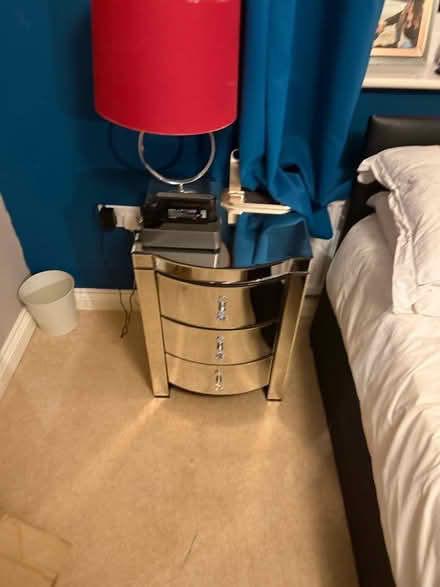Photo of free Mirrored bedside unit and matching draws (Ashingdon SS4) #1