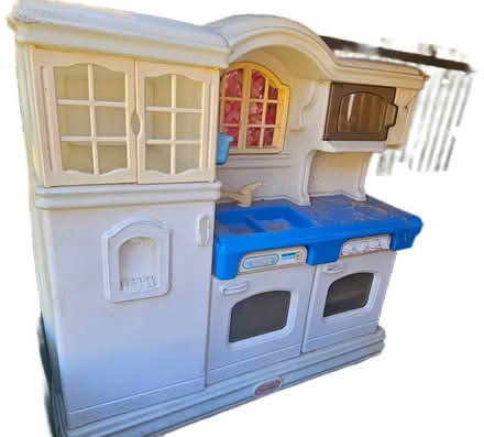 Photo of free Fisher Price large play kitchen (EN7 Goffs oak) #1