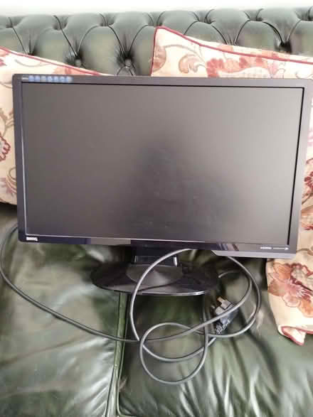 Photo of free BENQ 21" computer monitor (Tharston NR15) #1