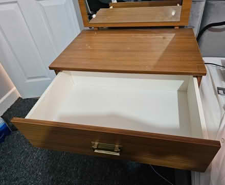 Photo of free Oak-Effect Vanity Chest (Stechford B33) #3