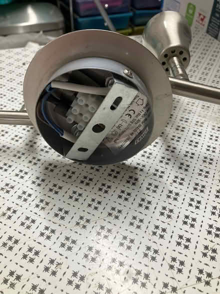 Photo of free 4 bulb spot (Beaconsfield HP9) #2