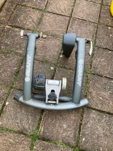 Photo of free Giant Turbo trainer for road bike (Manor Gardens) #1