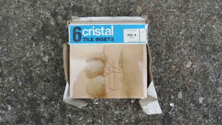 Photo of free Pilkington's & Cristal Wall Tiles 6" x 6" (Church RG2) #4