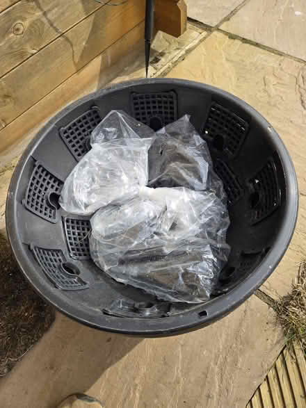 Photo of free Hanging baskets (Bonnyrigg EH19) #1