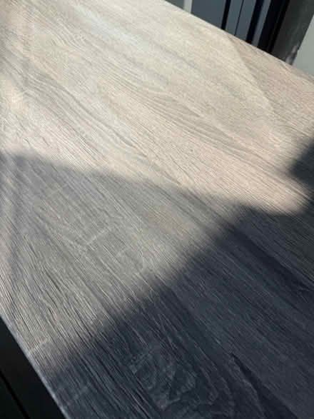 Photo of free Desk/Table (UB55AW) #3