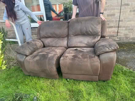 Photo of free 2 seater electric recliner (Oughtibridge S35) #1
