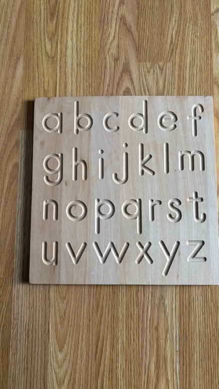 Photo of free Spelling game and tracing board (Columbia) #2