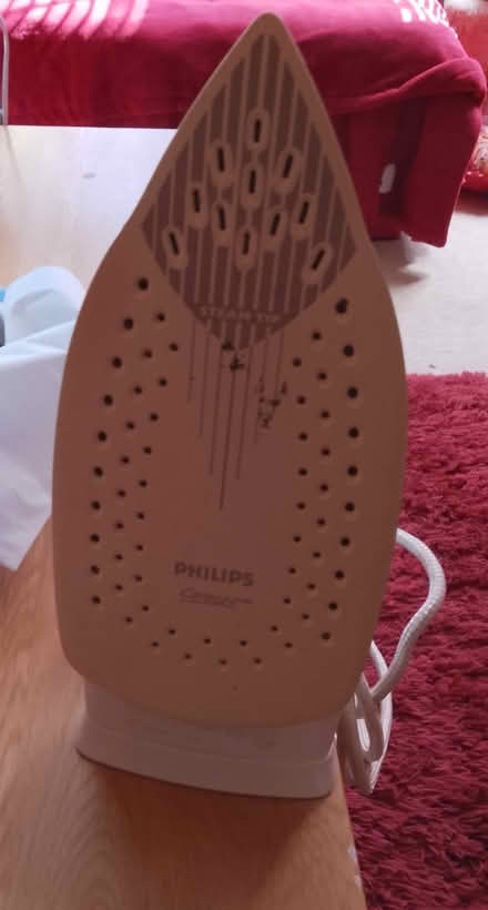 Photo of free Phillips steam Iron (Potters Bar EN6) #2