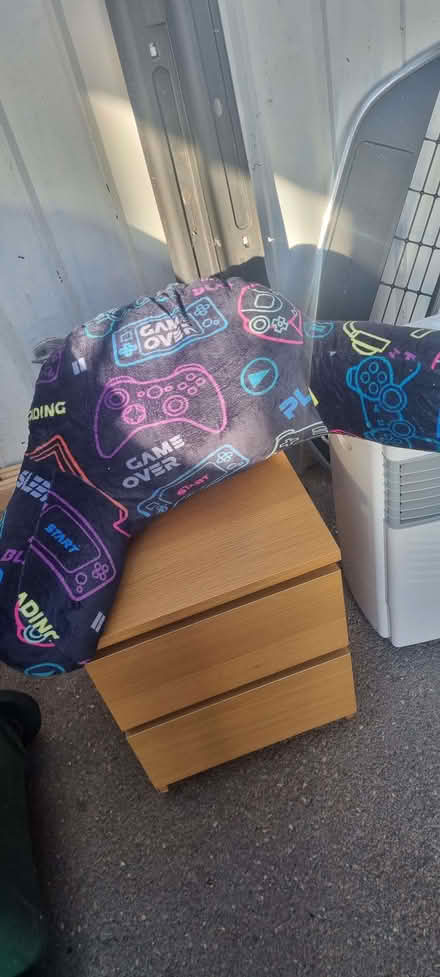 Photo of free Kids gaming cushion (Holbrooks CV6) #1