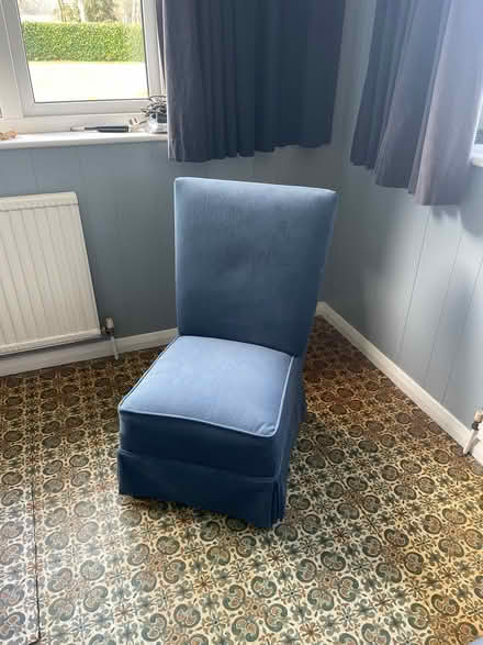 Photo of free 3 seater sofa and chair (Cookham Dean SL6) #2