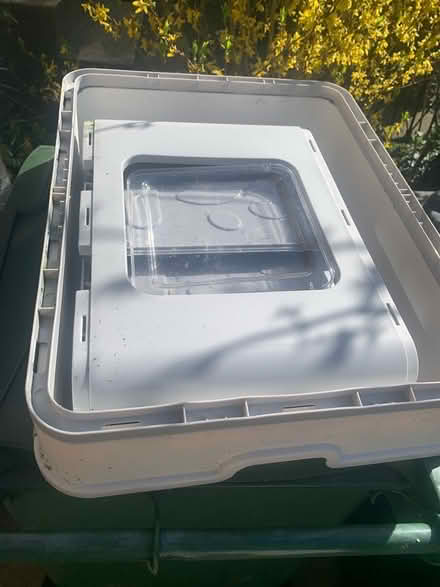 Photo of free Litter box (Walthamstow) #1