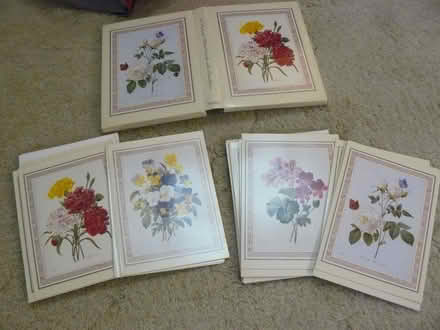 Photo of free 16 assorted floral notecards with envelopes (Kempsey WR5) #1
