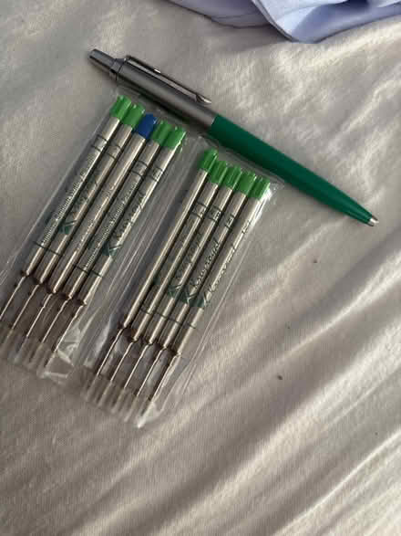 Photo of free Green jotta pen (DA8) #1