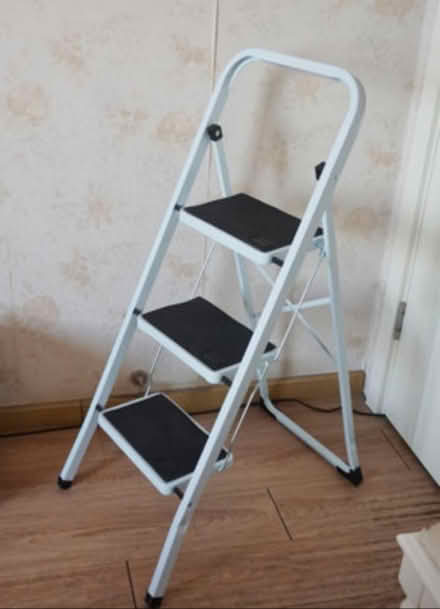 Photo of step ladder (Stretford M32) #1