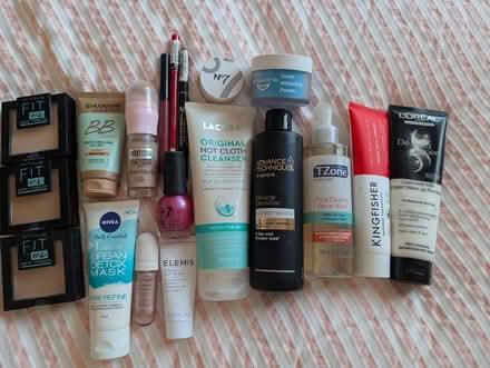 Photo of free Ladies items (CT9) #1