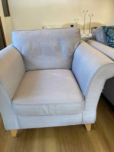 Photo of free Suite (Bisley) #3