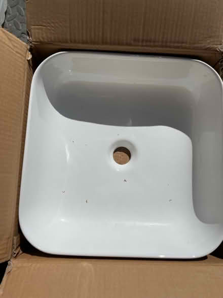 Photo of free Basin and taps (Ringmer BN8) #1