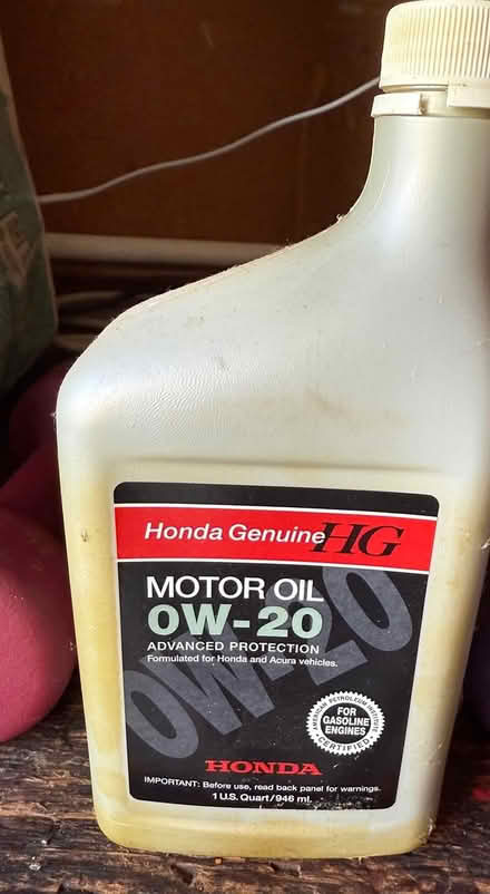 Photo of free Honda Motor oil - 1 qt (Terra Linda) #1