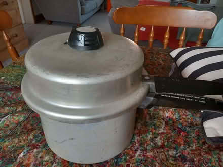 Photo of free Pressure cooker - oldish but works perfectly well! (Cashes Green GL5) #1