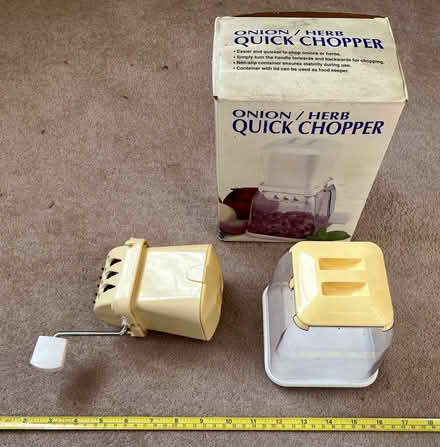Photo of free Manual onion and herb chopper (Maida Vale W9) #2