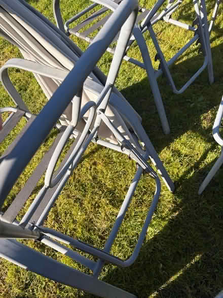 Photo of free Garden set (UB7 9EF) #2