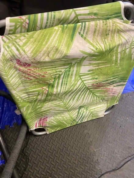 Photo of free Folding Sun lounger (Northolt UB5) #2